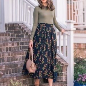 EUC J Crew Point Sur Floral Navy Maxi Skirt - 2